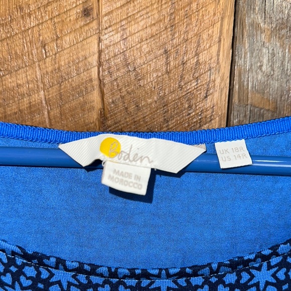 Boden Blue Short Sleeve Midi dress. B12 - Picture 2 of 9